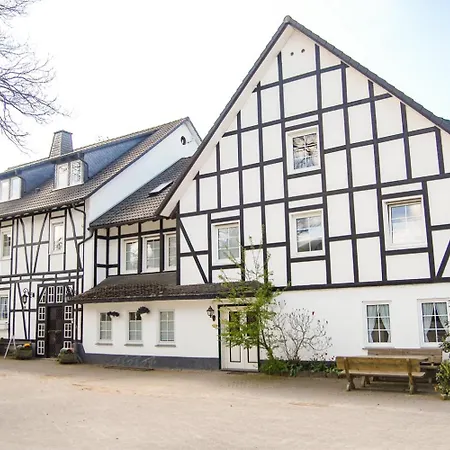 Hof Koehne - Altes - Hund Schmallenberg