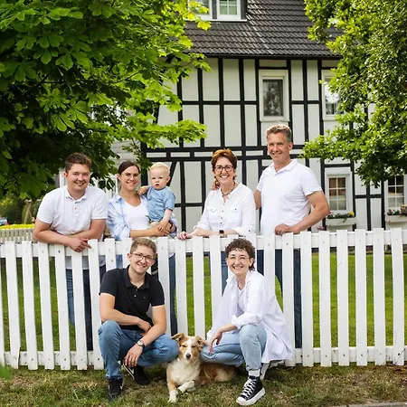 Hof Koehne - Altes - Hund Daire *